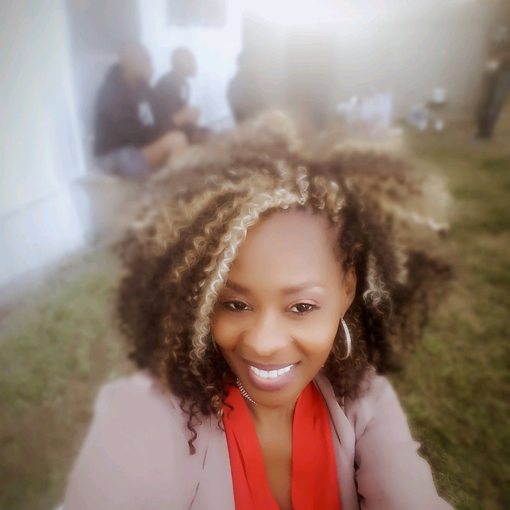 Meet your Posher, Aunita